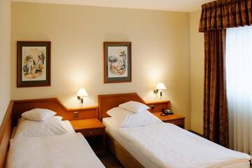 Фото номера Двухместный номер с 1 кроватью Отель Hotel Santin г. Белхатув 5